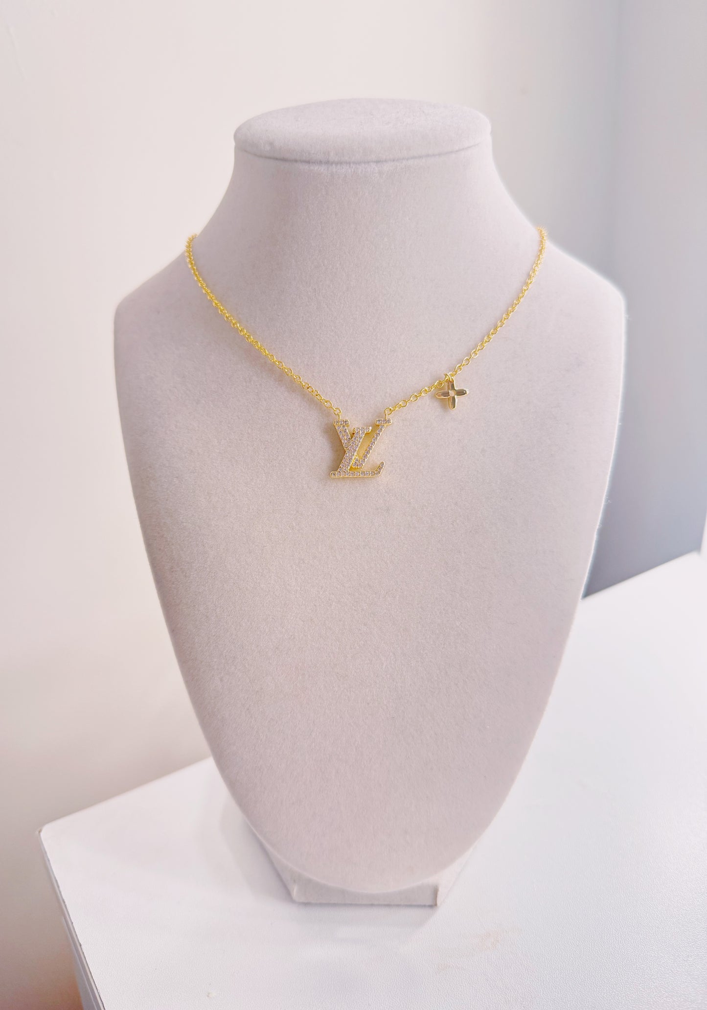 The Louise Charm Necklace - TOP TRENDING