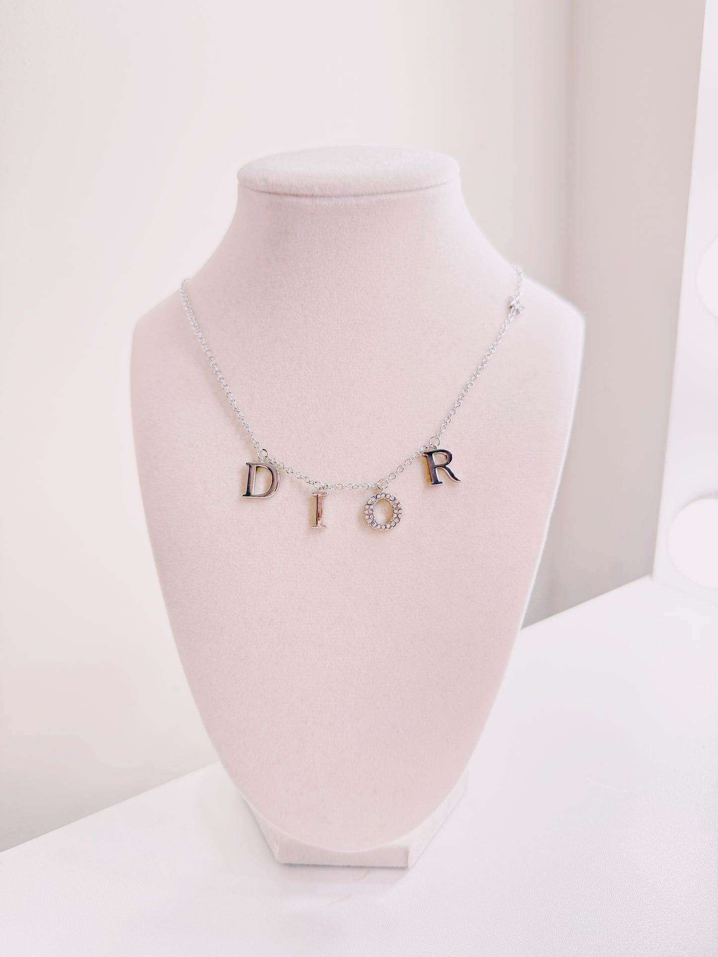 Dior Necklace - TOP TRENDING
