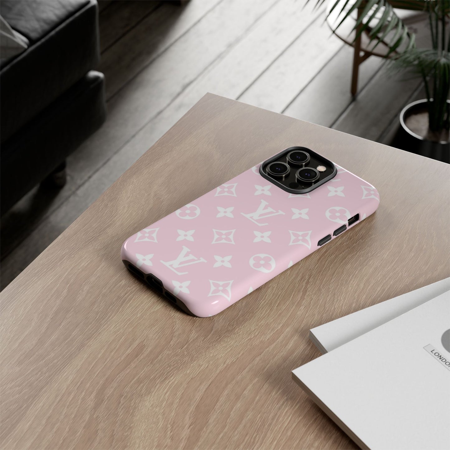 PINK LOUIS CASE *NEW*