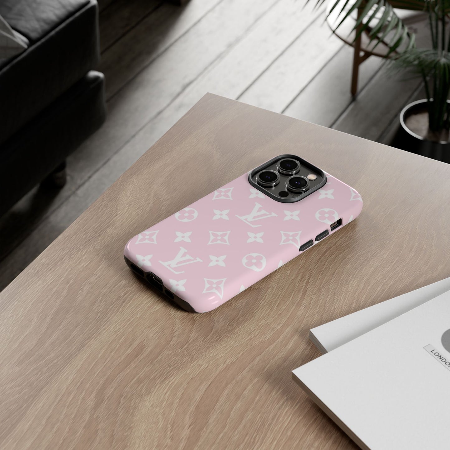 PINK LOUIS CASE *NEW*