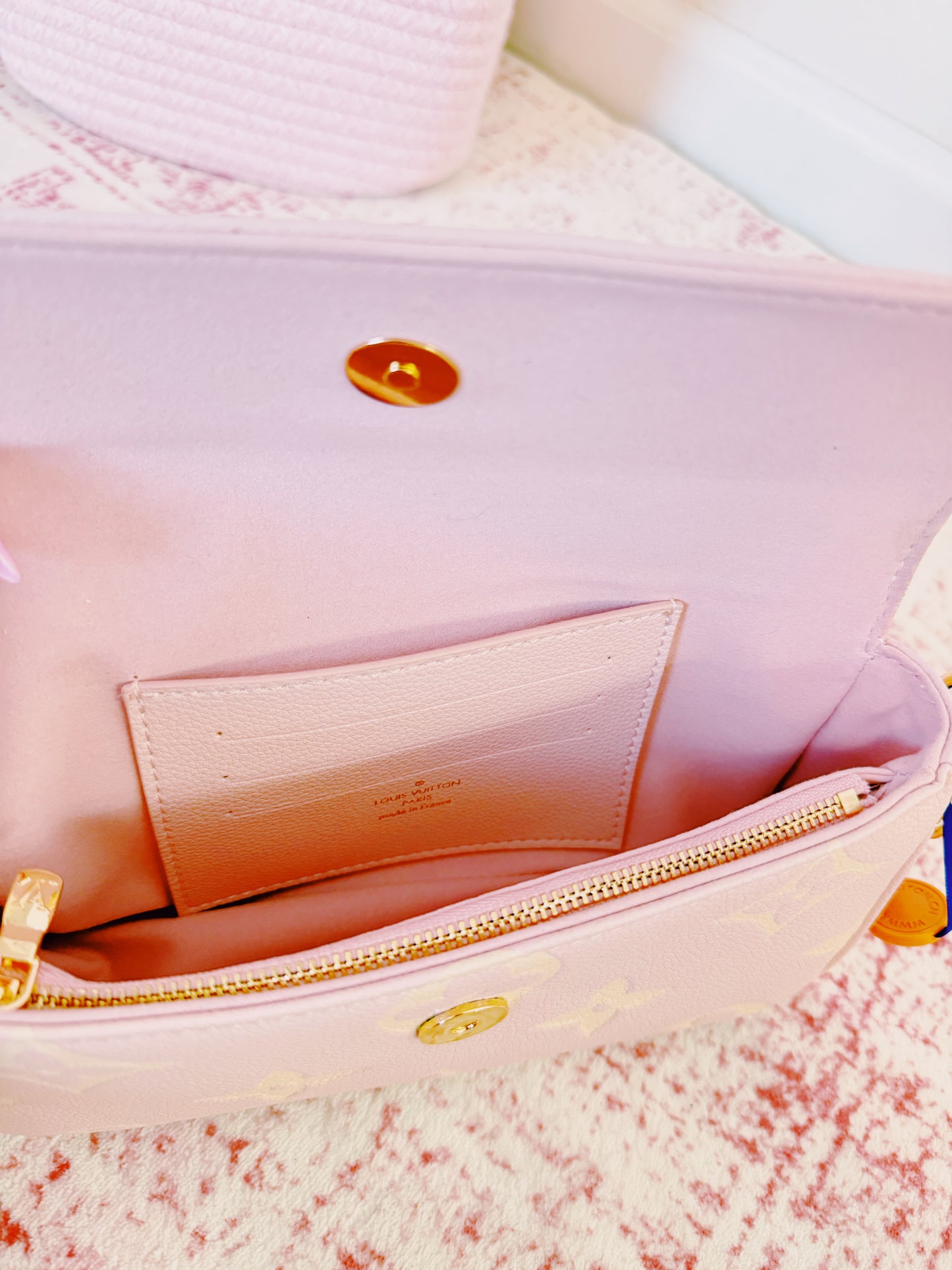 Pretty In Pink Purse - TOP TRENDING