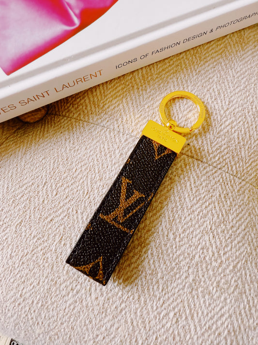 The “It Girl” Keychain