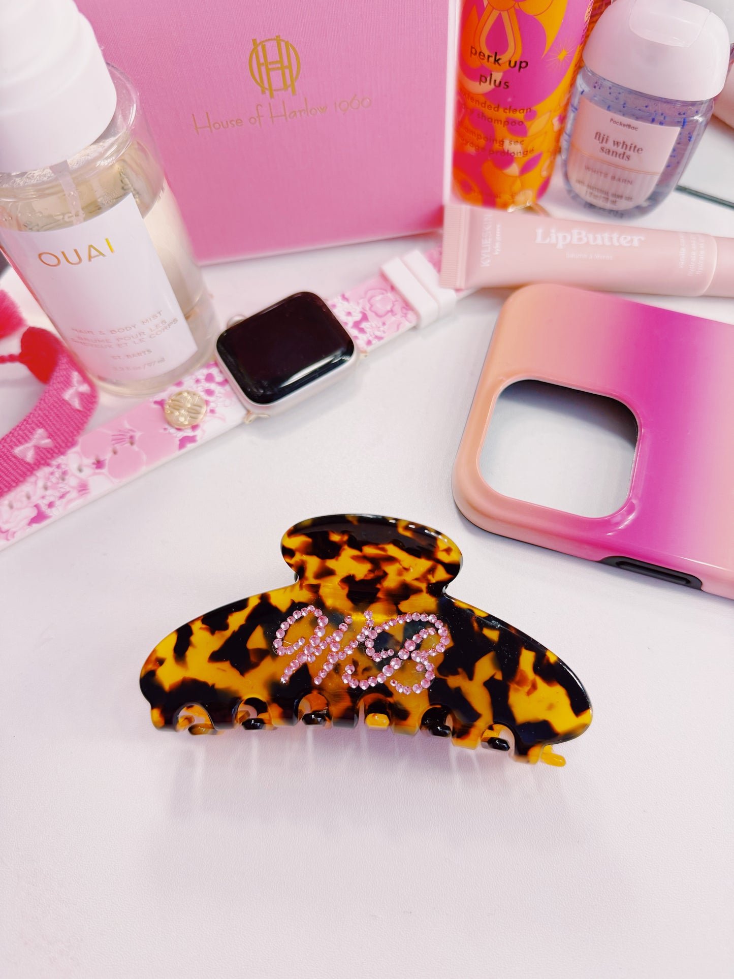 Signature Claw Clip - 2 LEFT