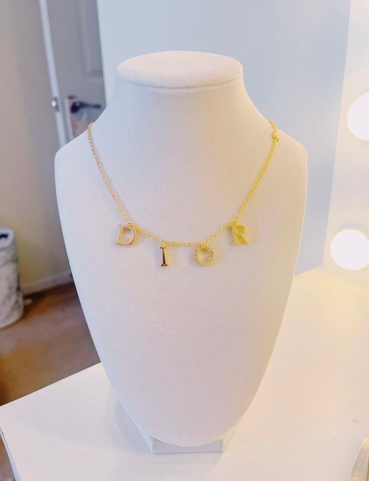 DIOR Necklace 🌟