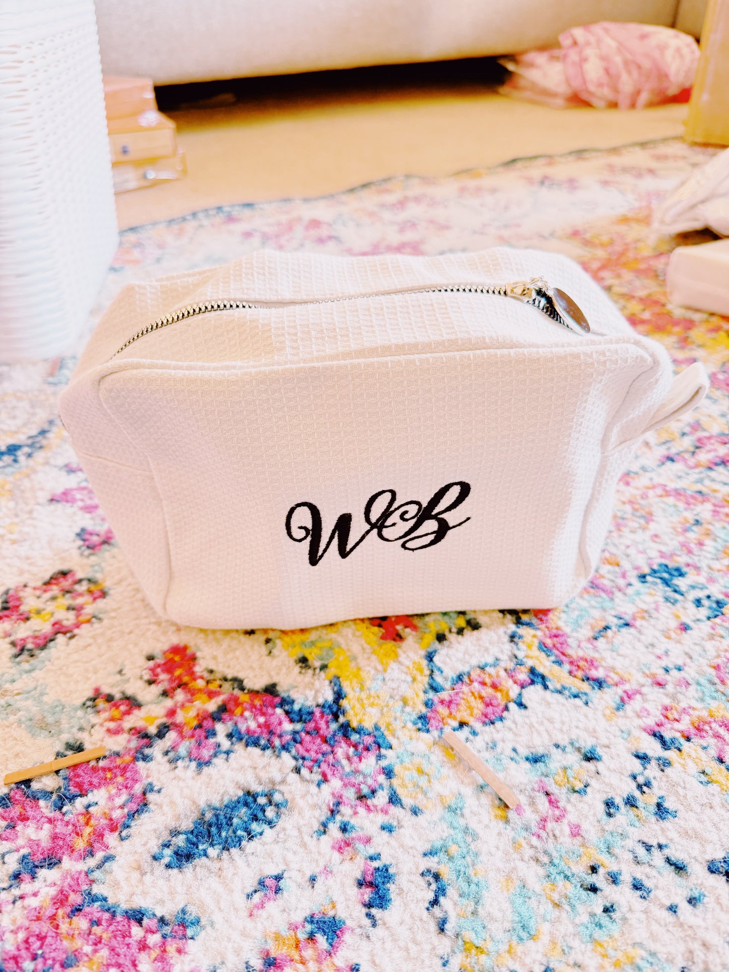 Signature White Bow Makeup Bag