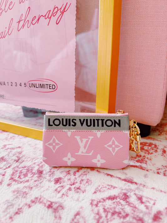 THE MIA WALLET