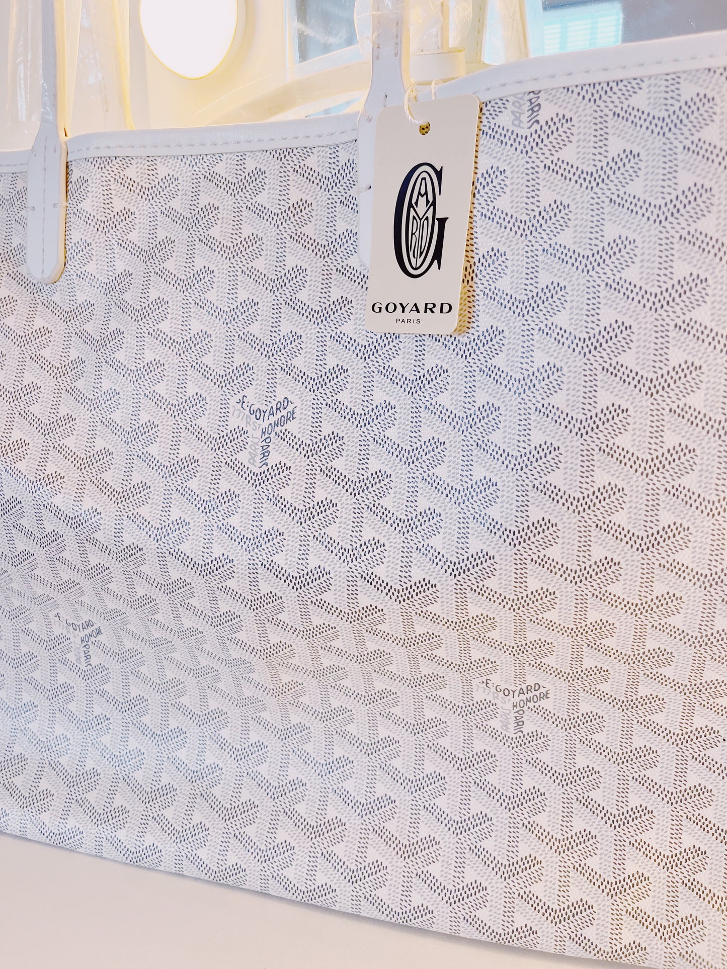 Grafton Tote - White